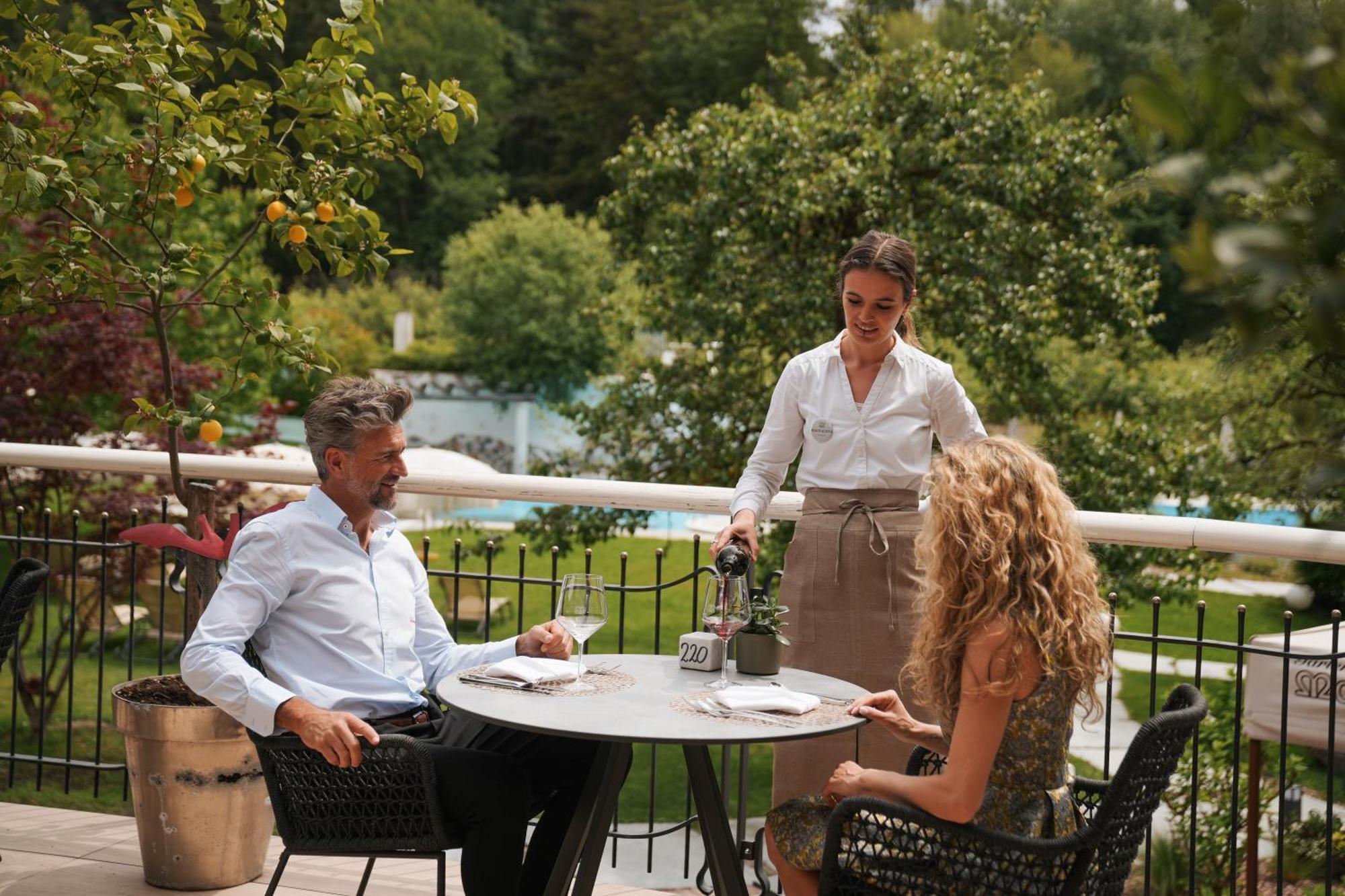 Gartenhotel Moser Appiano Sulla Strada Del Vino Exterior foto